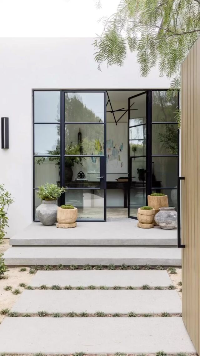 Moderne binnendeuren van alumi - Interior Design Grid recensie en prijs